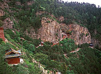 《泰坦之旅2》2026年将支持官中 将有DLC和资料片